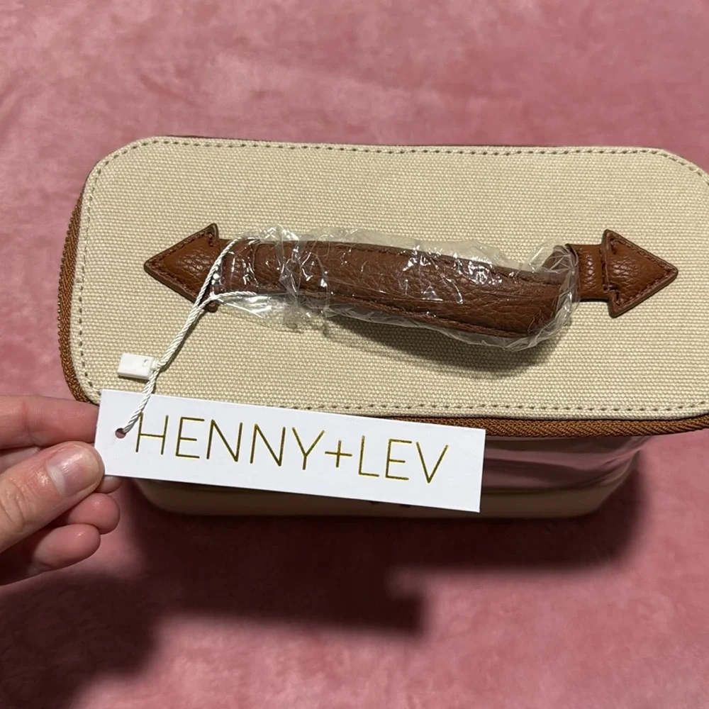Henny+Lev vegan case